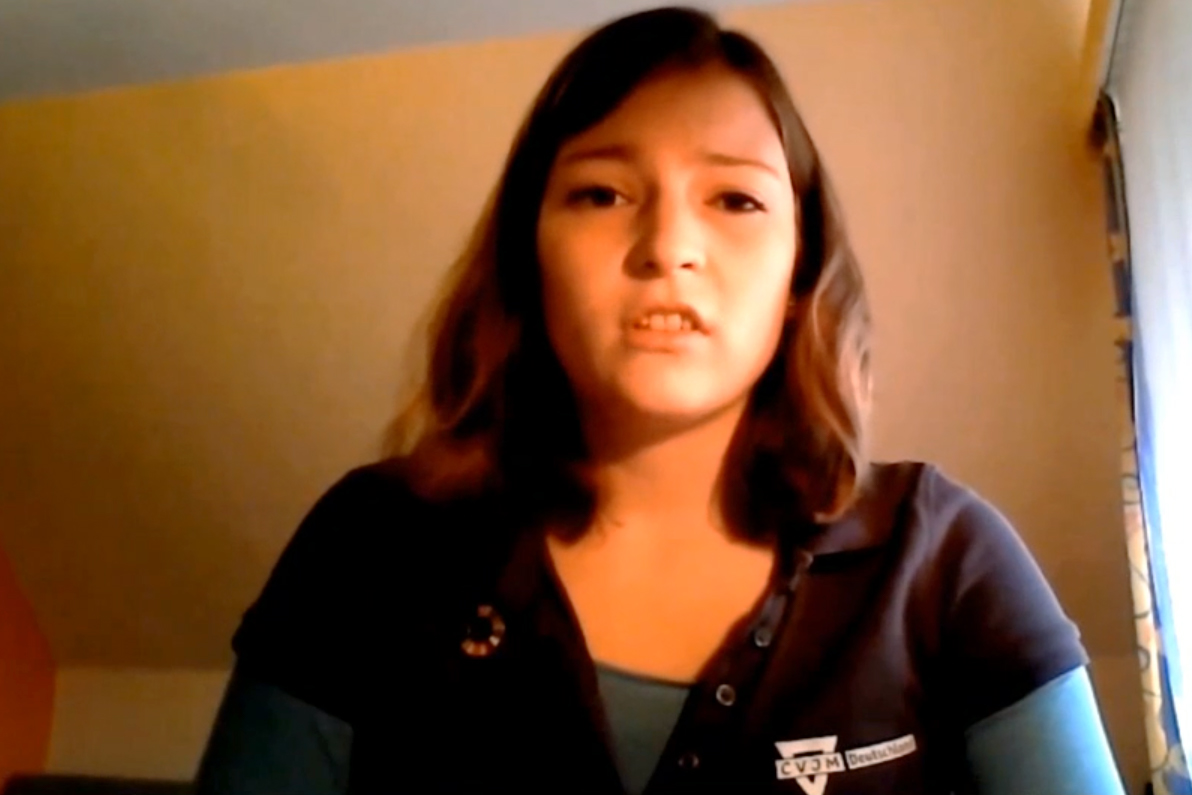 Silke Bölts, youth non-governmental organization (YOUNGO) representative for European youth, delivers a video message.