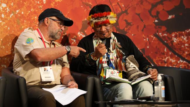 Carlos Manuel Rodriguez, CEO and Chairperson, Global Environment Facility (GEF) and José Gregorio Díaz Mirabal, Organizaciones Indígenas de la Cuenca Amazónica (COICA)