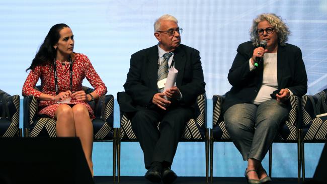 From L-R: Gulnara Abdullina, Vice President Europe, LONGi Solar; Howard Bevan, Director of Energy, Al-Attiyah Foundation; and Rana Adib, Executive Director, Ren21