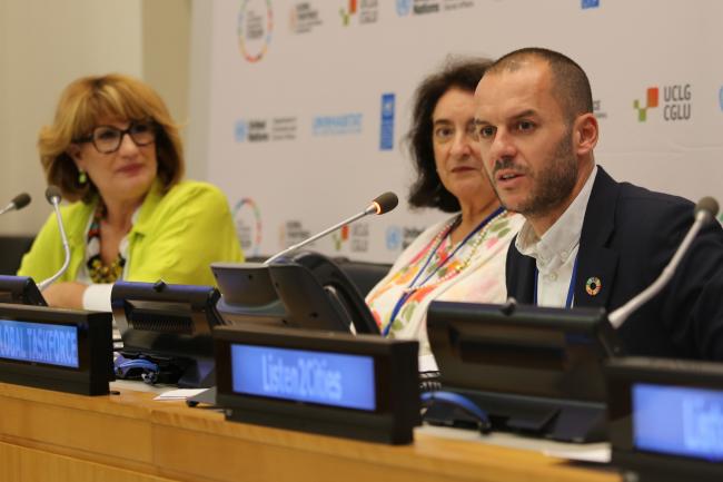 Maria-Francesca Spatolisano, Assistant Secretary-General for Policy Coordination and Inter-Agency Affairs, UN DESA, and Fabrizio Rossi, Secretary General, Council of European Municipalities and Regions- UCGL 5 Forum - 12 July 2022 - Photo