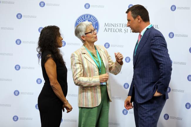 From L-R: Sheila Aggarwal-Khan, UNEP; Anita Breyer, ICCM5 President; and Barna Tánczos, Minister of Environment, Water and Forests, Romania