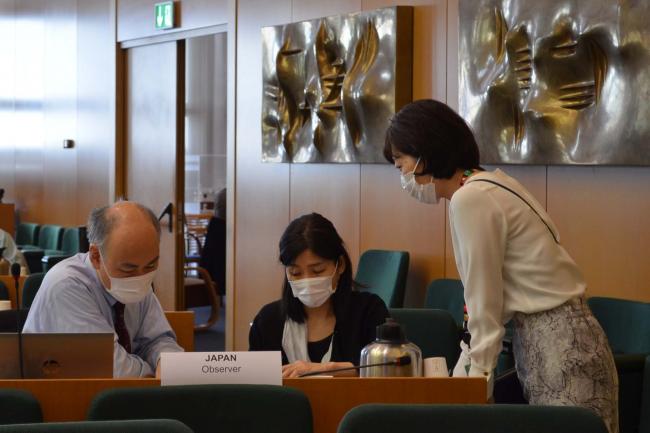 Observers from Japan prepare for a contact group - POPRC-18 - 28Sep2022 - Photo