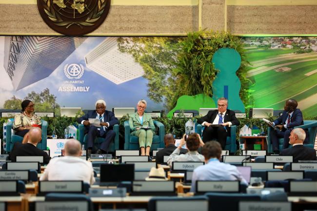 From L-R: Musonda Mumba, Secretary-General, Ramsar Convention; Jean Pierre Elong Mbassi, Secretary General, United Cities and Local Governments (UCLG); Stephanie Egerland, Kanzlerin, HafenCity University Hamburg, Germany; Michal Mlynár, Deputy Executive Director, UN-Habitat; and Laban Cliff Onserio, Kenyan journalist