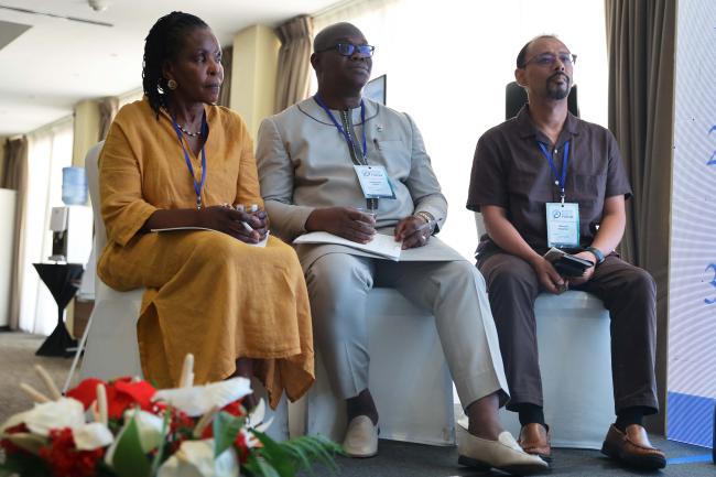 L-R  Thandiwe Gxaba, Benguela Current Convention, Aboubacar Sidibe, FAO CCLME, Mahesh Pradhan, UNEP COBSEA 